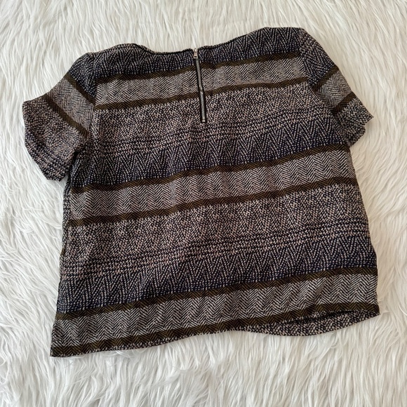 Daphnea Patterned Blouse - Picture 4 of 4